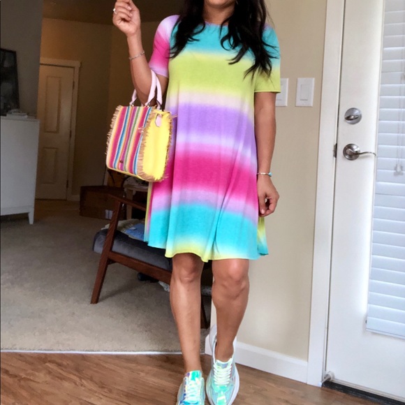 Bright pastel gradient printed striped tunic dress - Picture 6 of 8